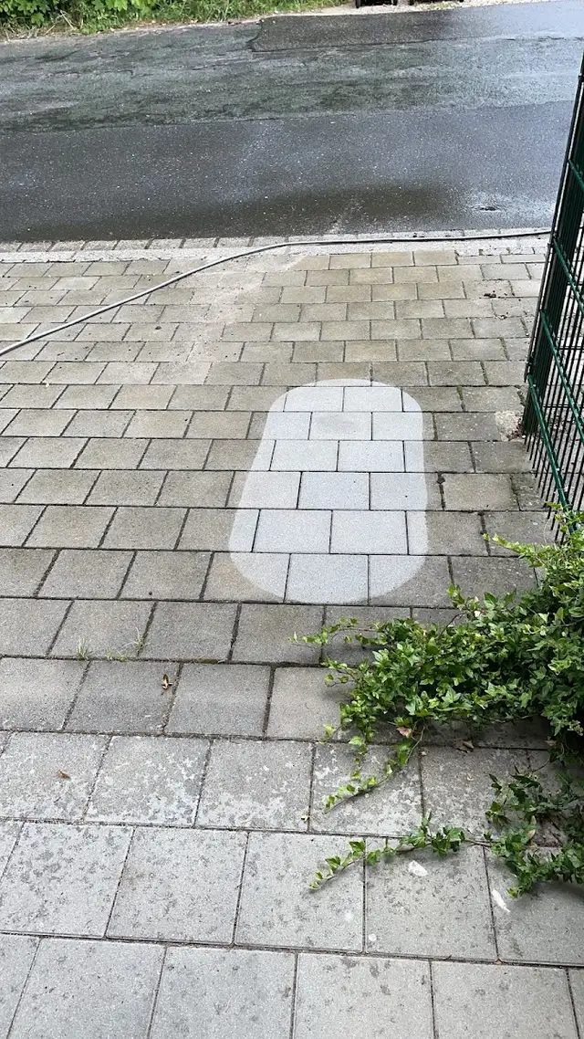 Kostenlose Musterprobe auf einer Steinfläche im Lahn-Dill-Kreis (15)