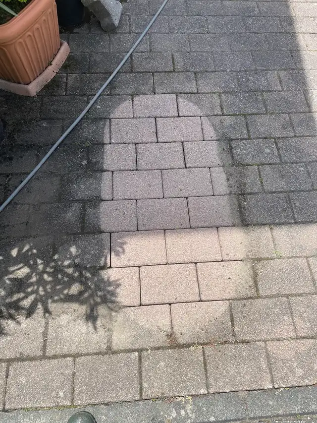 Kostenlose Musterprobe auf einer Steinfläche im Lahn-Dill-Kreis (18)