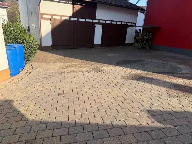 Gereinigtes Pflaster, Terrasse und Hoffläche im Lahn-Dill-Kreis (1)