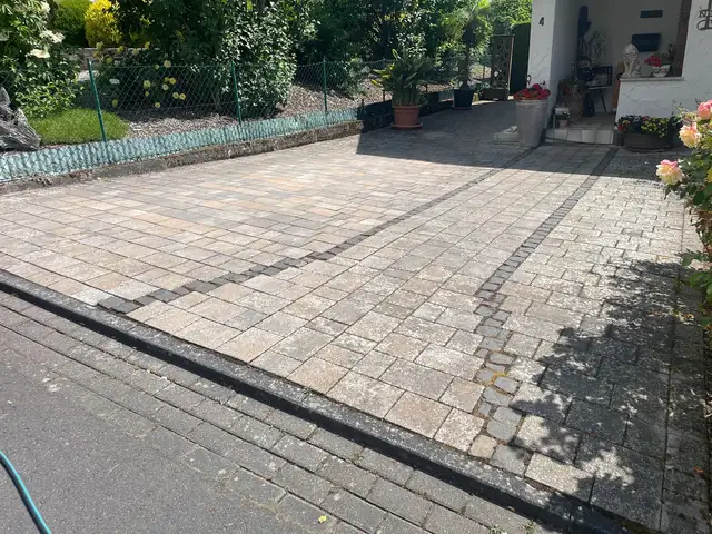 Gereinigtes Pflaster, Terrasse und Hoffläche im Lahn-Dill-Kreis (18)