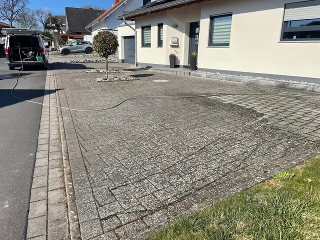 Gereinigtes Pflaster, Terrasse und Hoffläche im Lahn-Dill-Kreis (36)